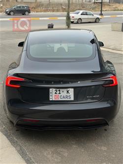 تسلا موديل 3